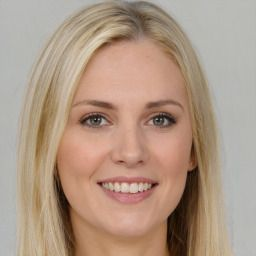 Picture of Sophie Davis